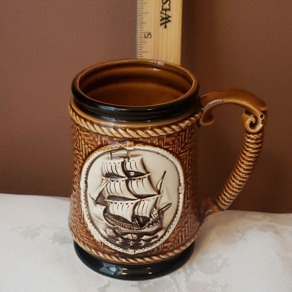 Vintage Deville Beer Mug Schooner Ship Nautical Raised Design Made in Japan - Picture 4 of 11